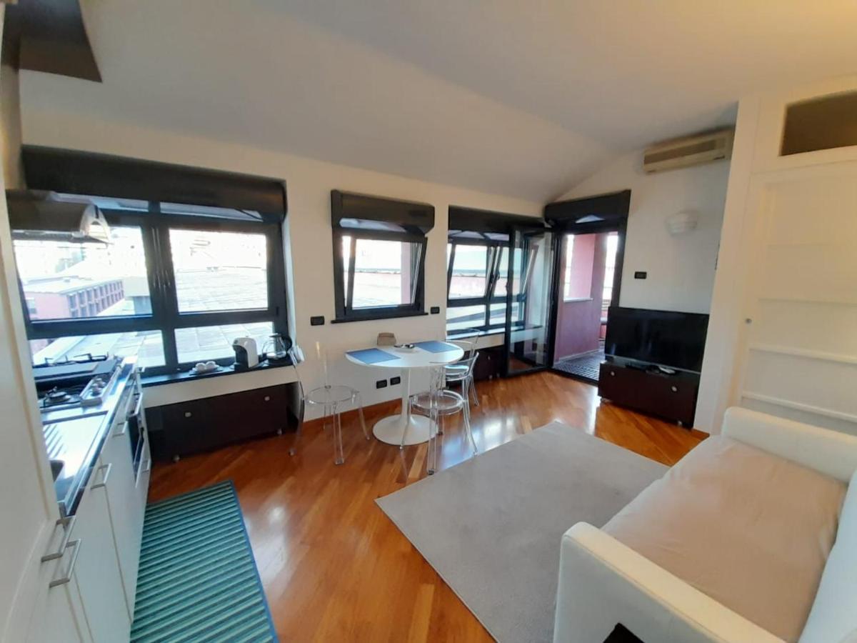 Bilocale Vista Mare Con Terrazzo-Porto Antico- Parcheggio Scontato Apartment Genova Exterior foto