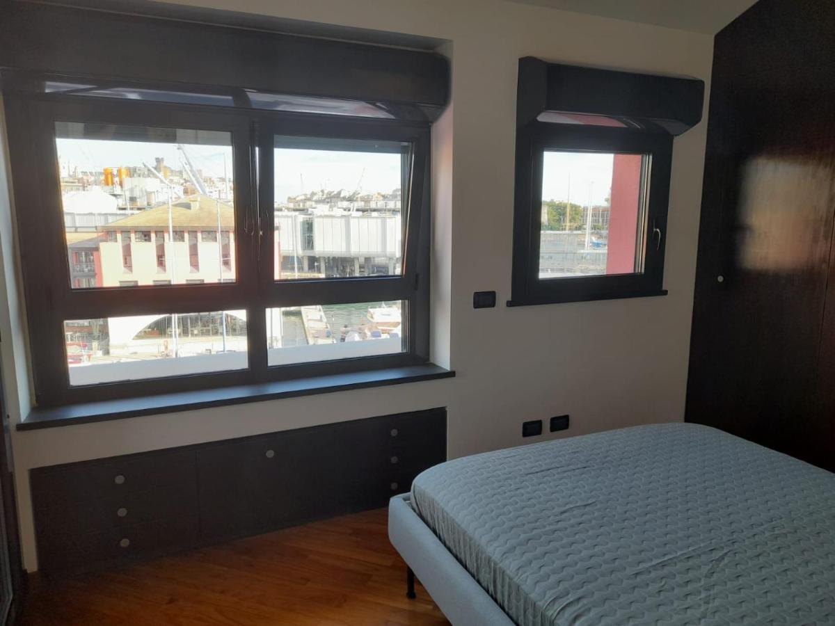 Bilocale Vista Mare Con Terrazzo-Porto Antico- Parcheggio Scontato Apartment Genova Exterior foto