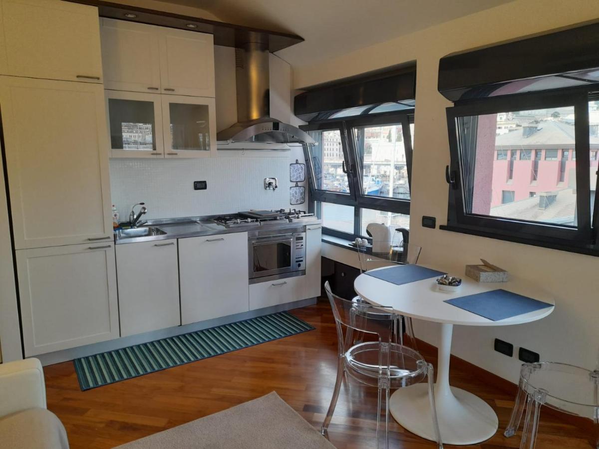 Bilocale Vista Mare Con Terrazzo-Porto Antico- Parcheggio Scontato Apartment Genova Exterior foto