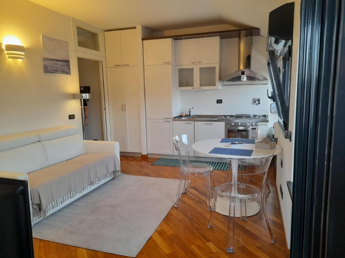 Bilocale Vista Mare Con Terrazzo-Porto Antico- Parcheggio Scontato Apartment Genova Exterior foto