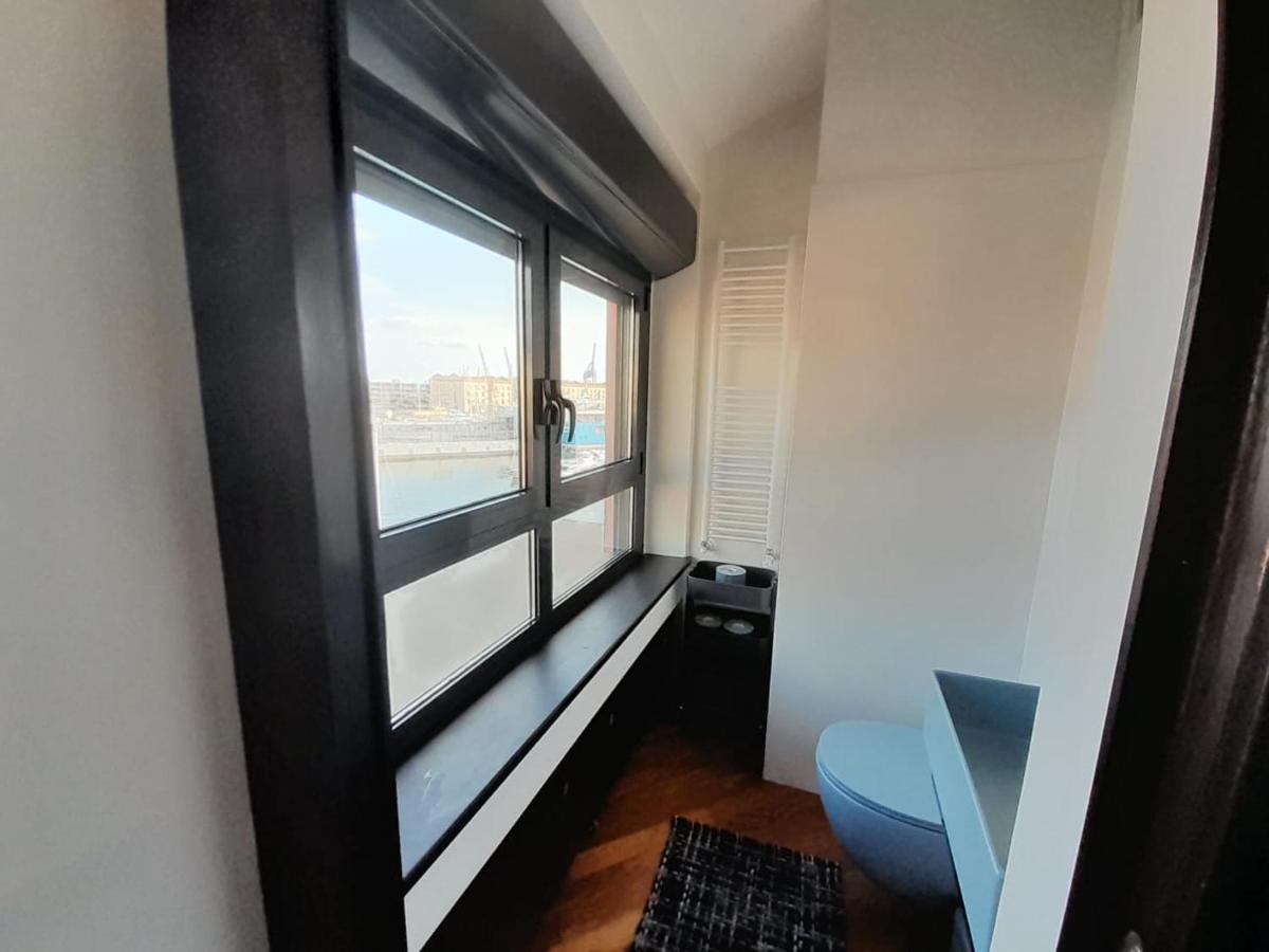 Bilocale Vista Mare Con Terrazzo-Porto Antico- Parcheggio Scontato Apartment Genova Exterior foto